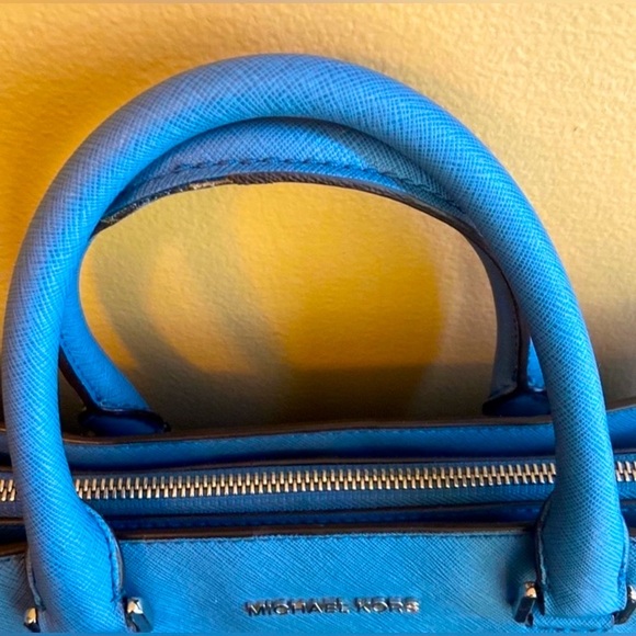 MICHAEL KORS Saffiano Leather Bag, EUC - Picture 6 of 11